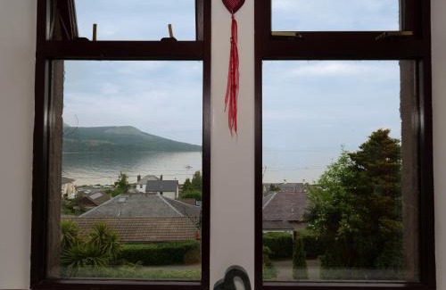 Brodick Cama Y Desayuno | Belvedere