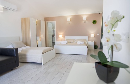 Campofelice di Roccella Cama Y Desayuno | Belvedere Rent Rooms