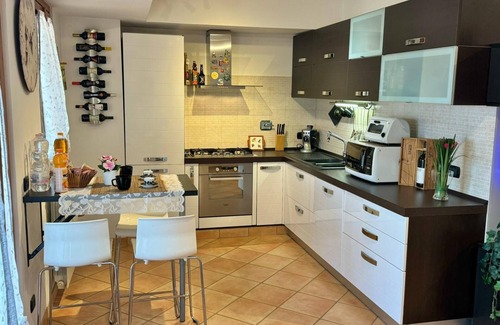 Borghesiana Apartamento | Penthouse Belvedere-Metro C-Plaza de Garaje. Vista panorámica colinas sur Roma.