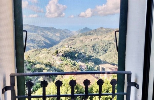 Perinaldo Apartamento | Belvedere Relax 1Bdr, 1 Sofa Bed Apt 4 pp, Sea View, Wi-Fi and AC