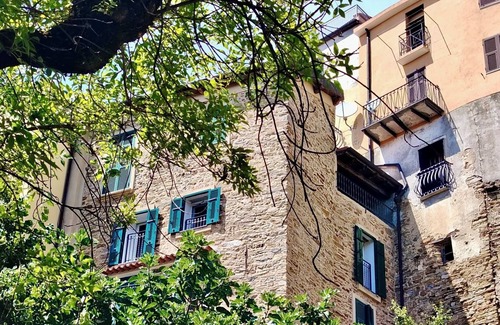 Perinaldo Apartamento | Belvedere Relax 1Bdr, 1 Sofa Bed Apt 4 pp, Sea View, Wi-Fi and AC
