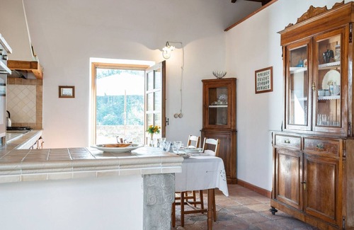 Argigliano Apartamento | Piso con bañera de burbuj climatizada y piscina compartida