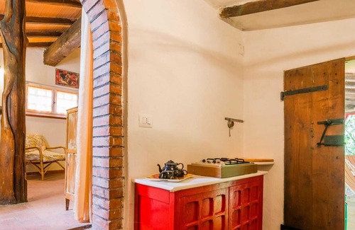 San Marcello Piteglio Casa | histórica Casa de vacaciones con piscina compartida