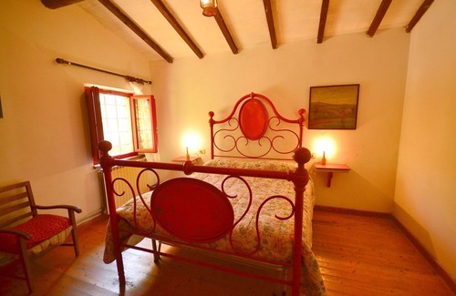 San Marcello Piteglio Casa | Espaciosa casa de vacaciones con piscina compartida