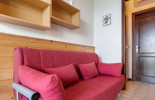 Frader Casa | Precioso apartamento en Torri del Benaco con piscina