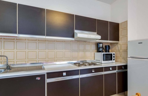 Frader Casa | Precioso apartamento en Torri del Benaco con piscina