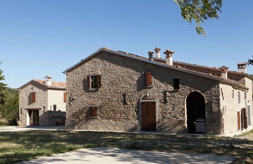Modigliana Apartamento | Atractivo apartamento en Modigliana con jardín