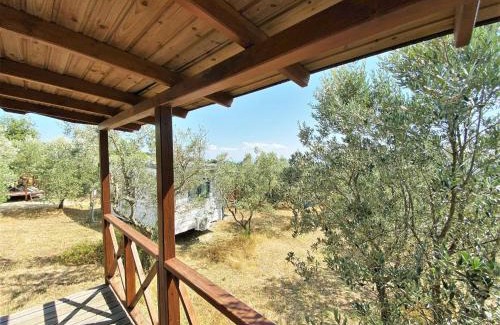 Capraia e Limite Casa | Belvilla by OYO Casa Bianca 4 pax