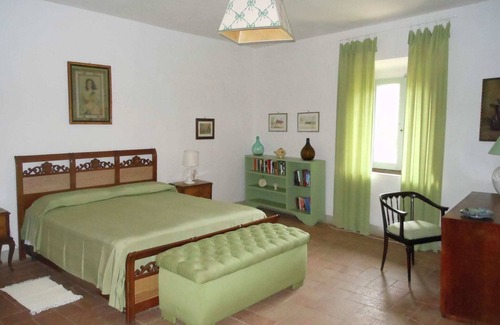 Petrognano Otro | Espaciosa Casa Rural en Rufina con Piscina Privada