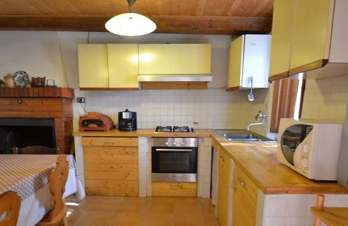 Marliana Cabaña | Espaciosa casa con piscina privada de bosque en Marliana