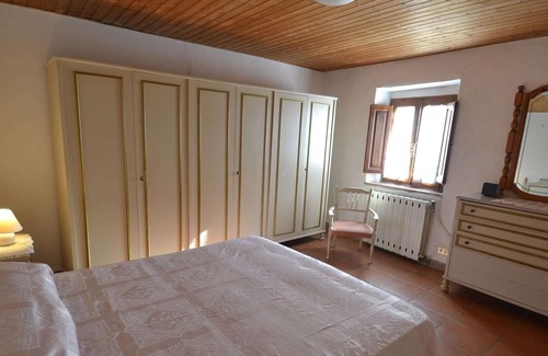 Marliana Cabaña | Espaciosa casa con piscina privada de bosque en Marliana