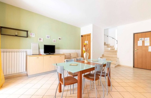 Laura Villa | Villa en Residencia con piscina y jardín a 200 metros del mar