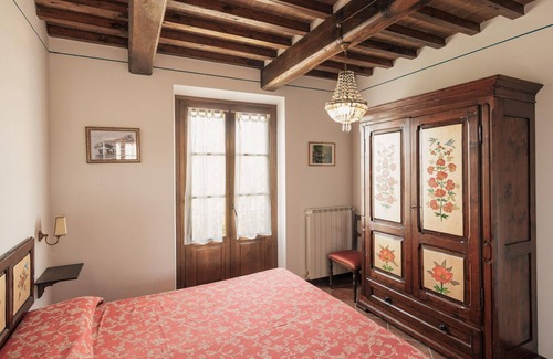 Camucia Otro | Acogedora casa rural en Cortona con piscina