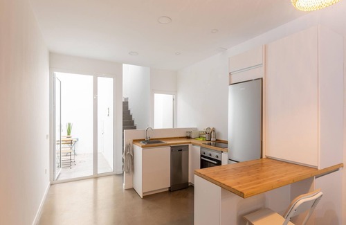 Almeria Centro Casa | Piso dúplex en Almería con terraza privada