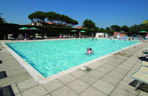 Lido di Dante Casa | Belvilla by OYO Mobile Home in Lido di Dante