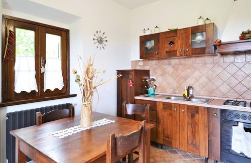 Marliana Casa | Hermosa casa de vacaciones en Femminamorta con jardín privado