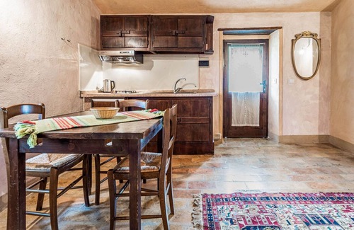 Assisi Cabaña | Apartamento con vistas al valle en Werkendam con piscina