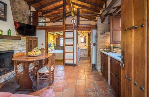 Padul Cabaña | Acogedora casa de campo en El Padul con piscina