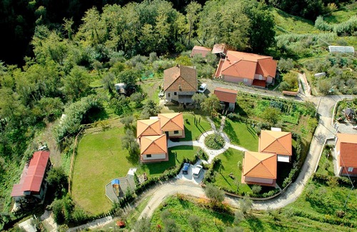 Montebello di Mezzo Casa | Casa de Vacaciones en Bolano con Piscina