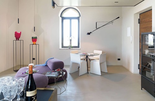 Taormina Apartamento | Apartamento moderno en Taormina, Sicilia con jacuzzi
