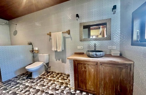 Melayang Hotel | Belvilla Chaitanya Niketan