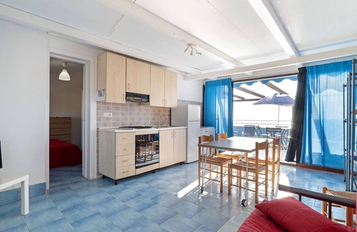 Santa Marina Apartamento | Acogedor apartamento en Policastro Bussentino con piscina