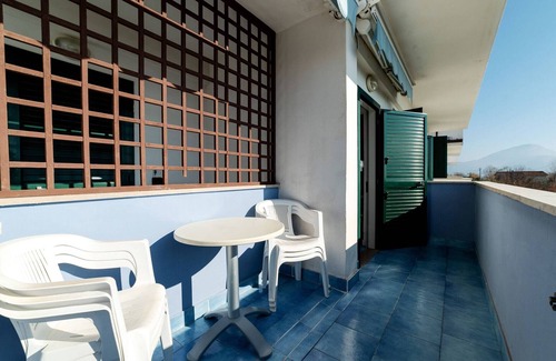 Santa Marina Apartamento | Cómodo apartamento con piscina en Policastro Bussentino