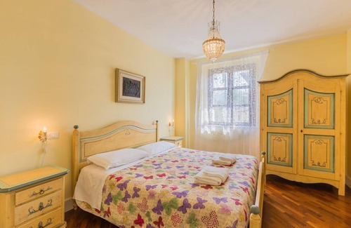 Serravalle di Chienti Casa | Alegre casa de vacaciones en Serravalle di Chienti con jardín