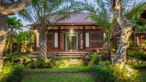 Kutuh Kaja Hotel | Belvilla Scenic Picturesque Near Monkey Forest
