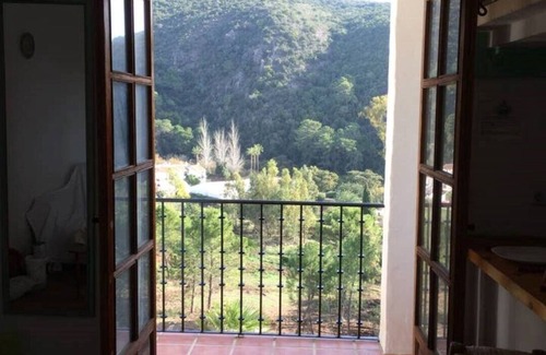 Benahavis Apartamento | Benahavis hecho asequible!