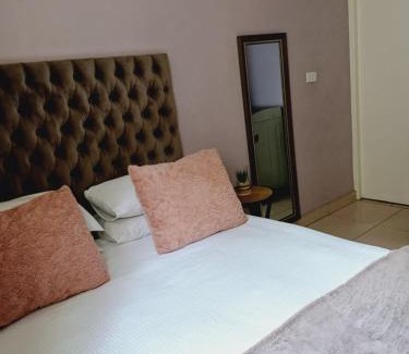 South Beach Apartamento | Bencorrum Mews Self-catering apartment