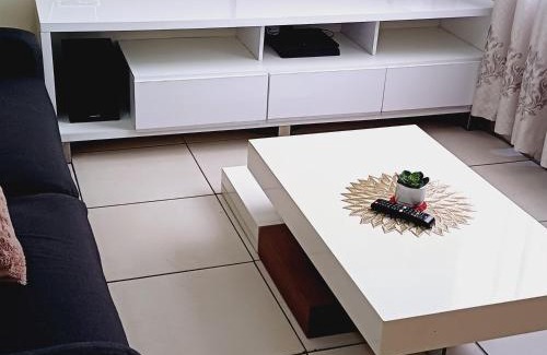 South Beach Apartamento | Bencorrum Mews Self-catering apartment