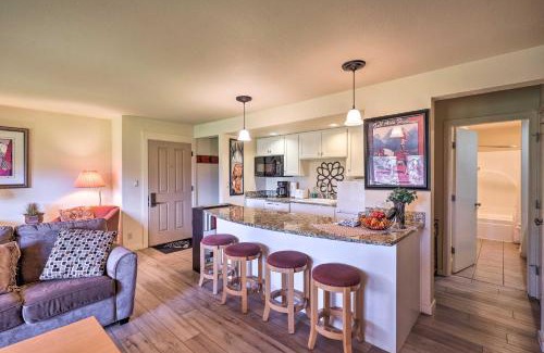 Bend Apartamento | Bend Condo with Deck, Resort-Style Amenities and Views
