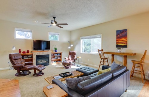 Old Farm District Casa | Bend Getaway with Private Hot Tub, Patio and Grill!