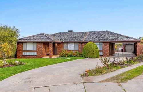 North Bendigo Casa | Bendigo Signature Accommodation on Garden Court