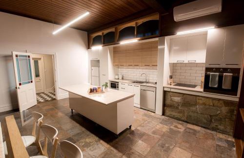 Bendigo Casa | Bendigo Signature Accommodation on Vine