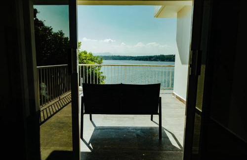 Tequesquitengo Hotel | Bendito Teques