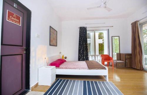 Lonavala Casa | Bendre's Holiday Home & Lawns-Karla
