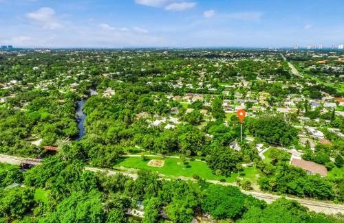 Bonita Springs Casa | Beneath the Banyans