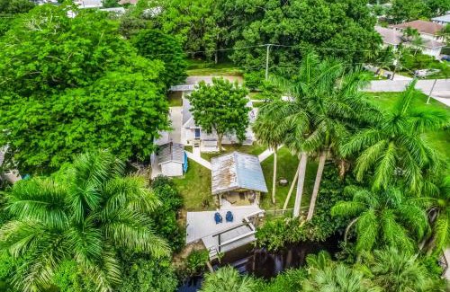 Bonita Springs Casa | Beneath the Banyans