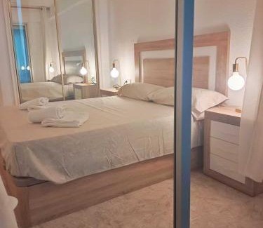 Benidorm Apartamento | Benidorm Carolina Beach & Pool