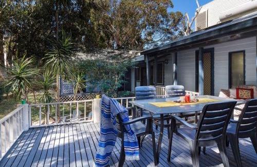 Hawks Nest Casa | Bennett's Beach Cottage