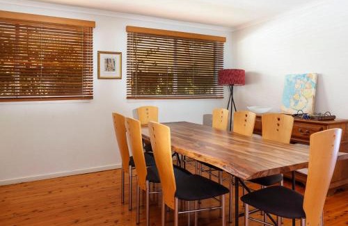 Hawks Nest Casa | Bennett's Beach Cottage