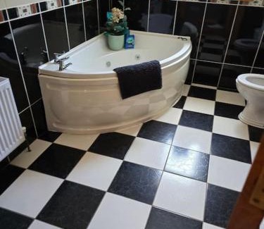 Killybegs Casa | Benroe House 5 Bedrooms