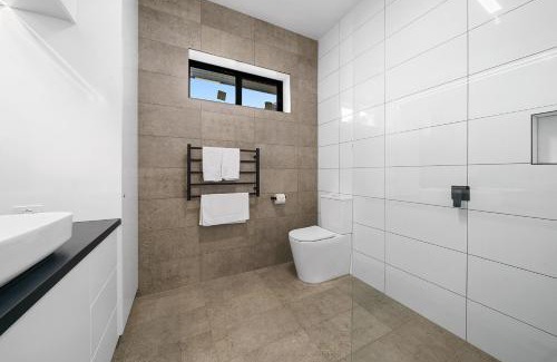 Benalla West Apartamento | Benson House & Benson Lodge