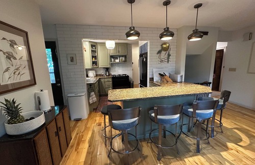 Alexandria Casa | Bent Oak on Little Darling, A Home on Alexandria's Chain of Lakes