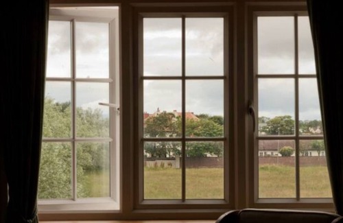 Troon Apartamento | BentinckHouse - sleeps 10 guests in 3 bedrooms