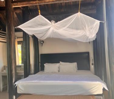 Ho Tram Chalet De Esquí | Bently farm retreat Mũi Né-Premium Bungalow-05
