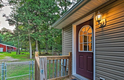 Benton Cabaña | Benton Cottage ~ 1 Mi to Ricketts Glen Trails