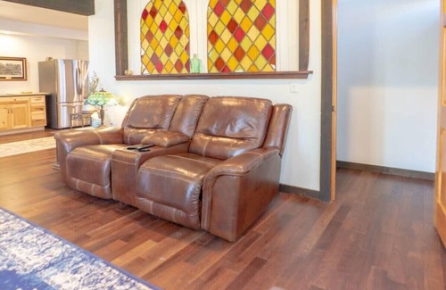 Benton Park Casa | Benton Park Farmhouse | Game Room / ABODEbucks